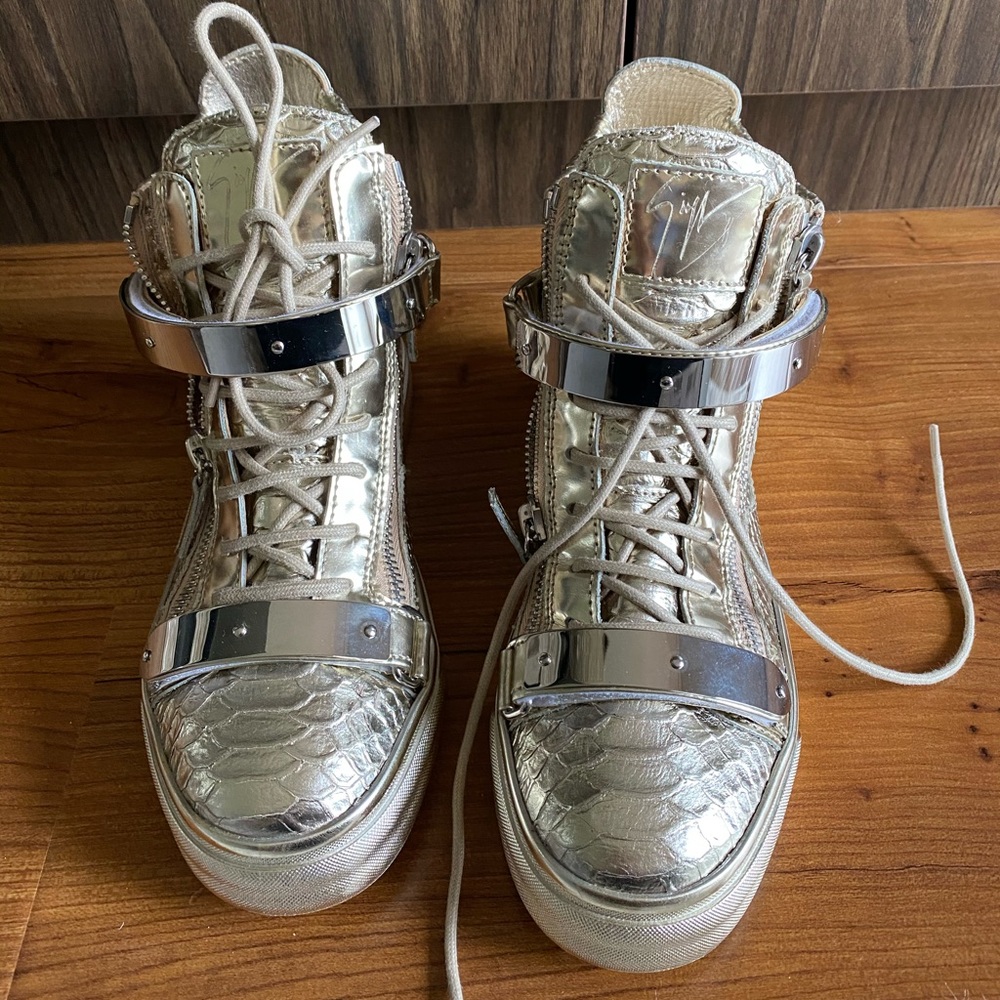 Giuseppe zanotti sneakers size 39